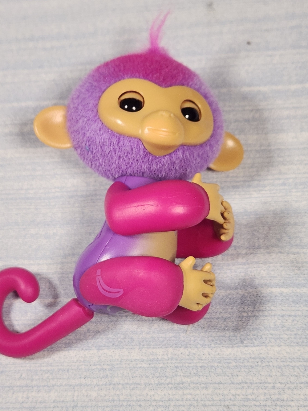 WowWee Fingerlings Interactive Baby Monkey Harmony Purple Pink Plush Head Toy